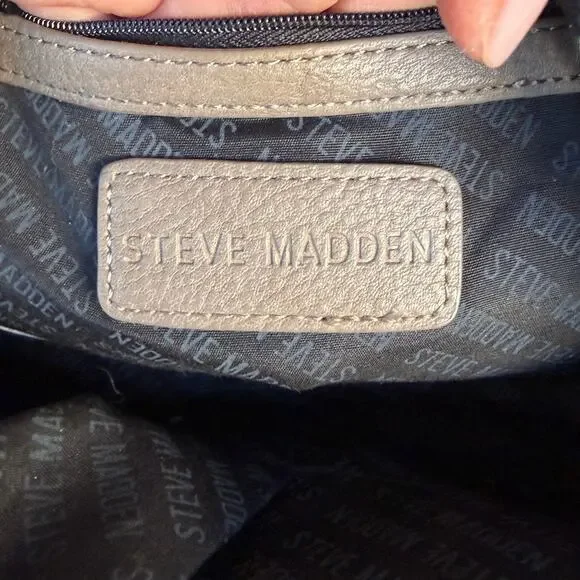 Steve Madden Mini Backpack LOGO Tassel Charm Vegan Leather Y2K Greige Taupe - Picture 11 of 13